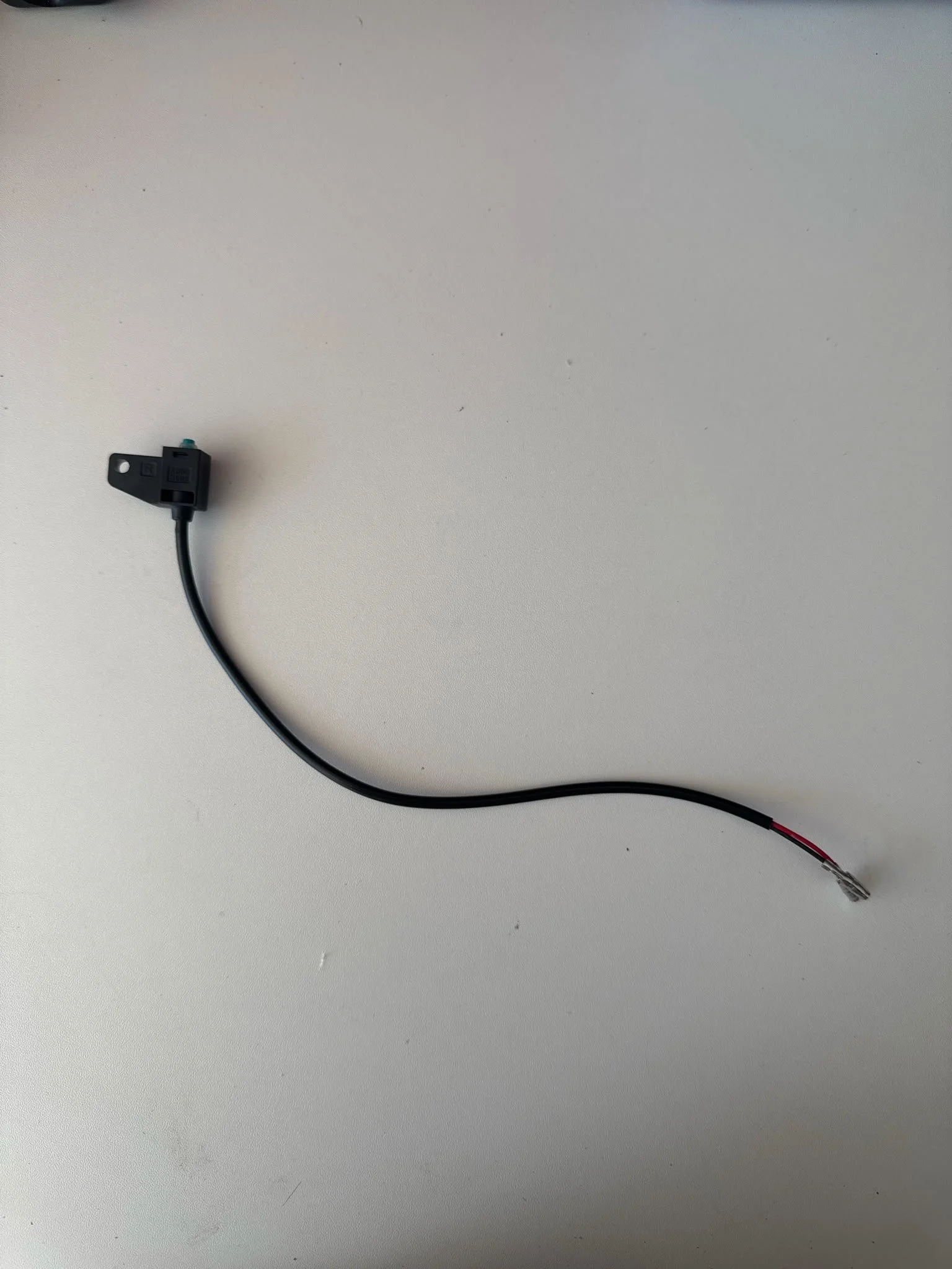 Right Brake Sensor (90 degrees)