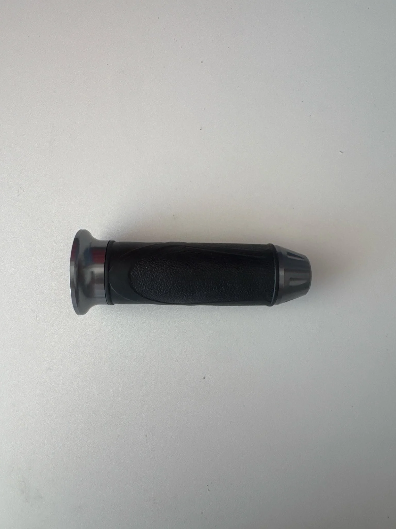 Handle bar grip