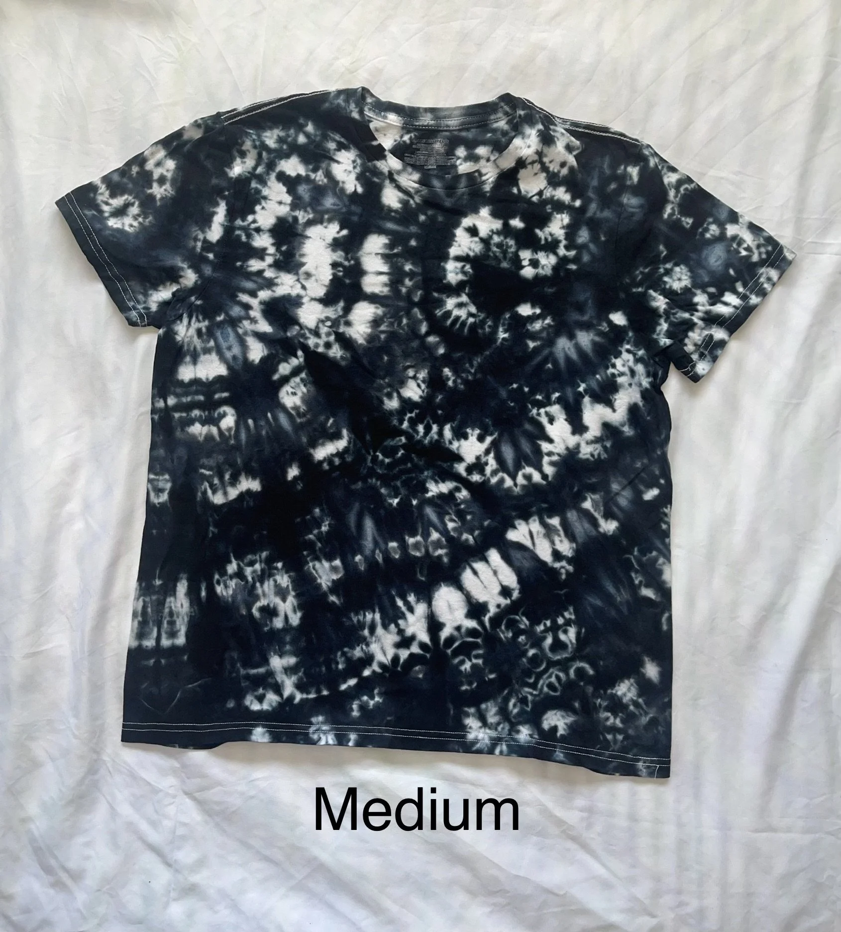 Medium Black & White Tie Dyed T Shirt