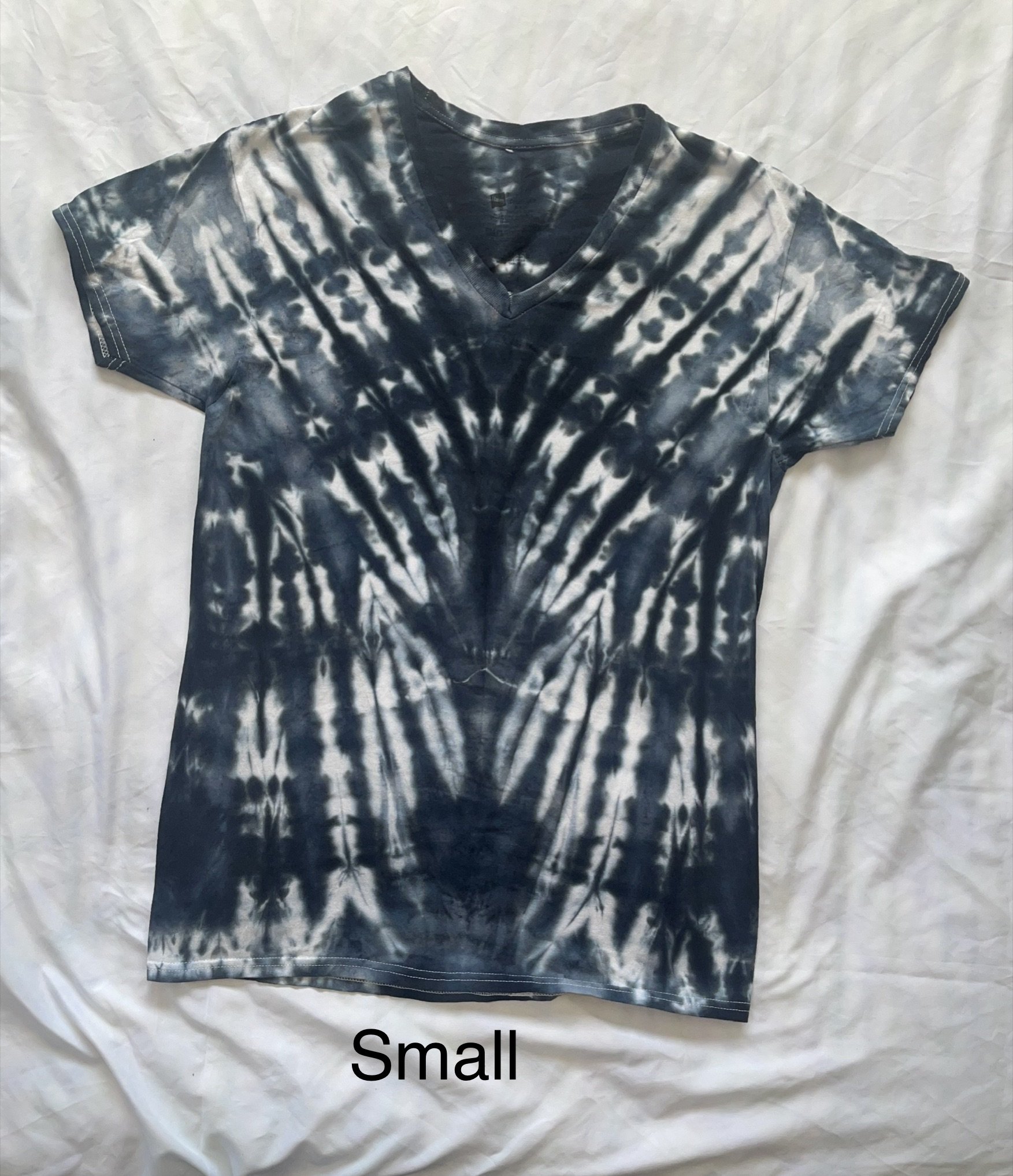 Small Black & White Tie Dye V Neck T Shirt