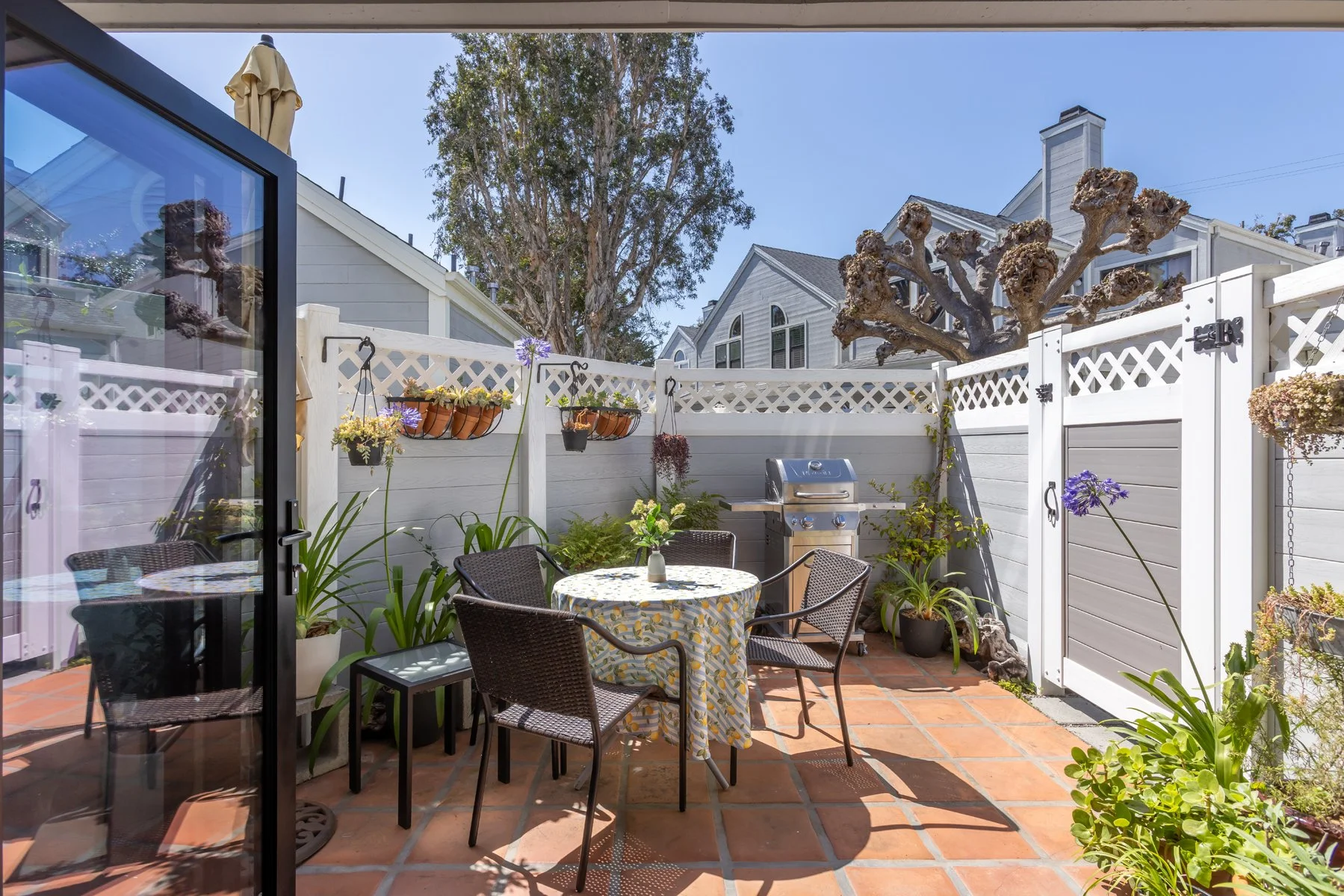 4525CarpenteriaAveD-28.jpg
