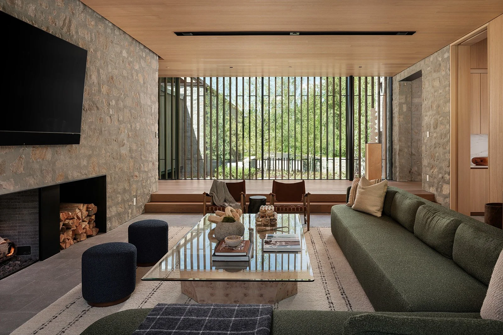 Family Room 2.jpg