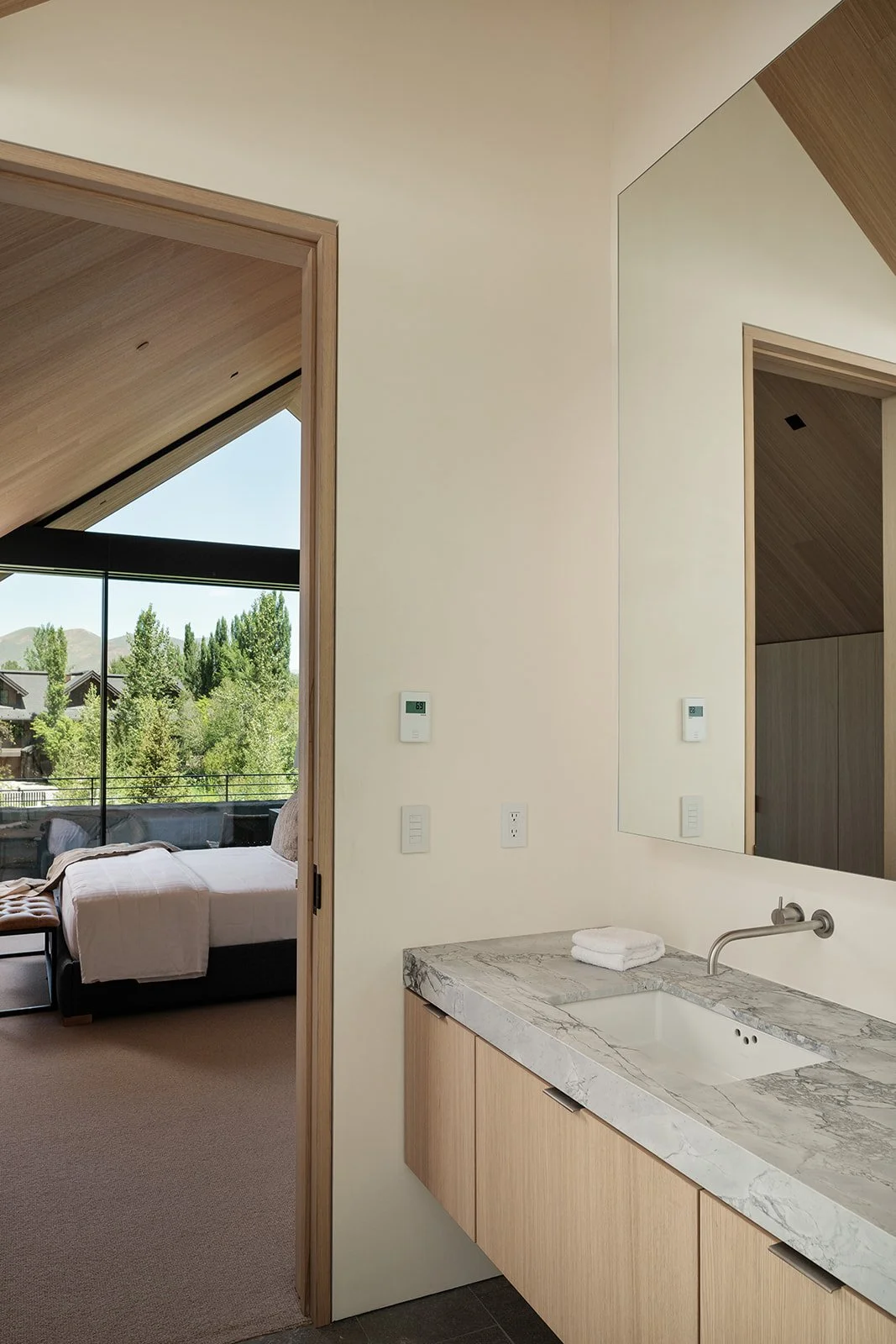 Bathroom 5.jpg