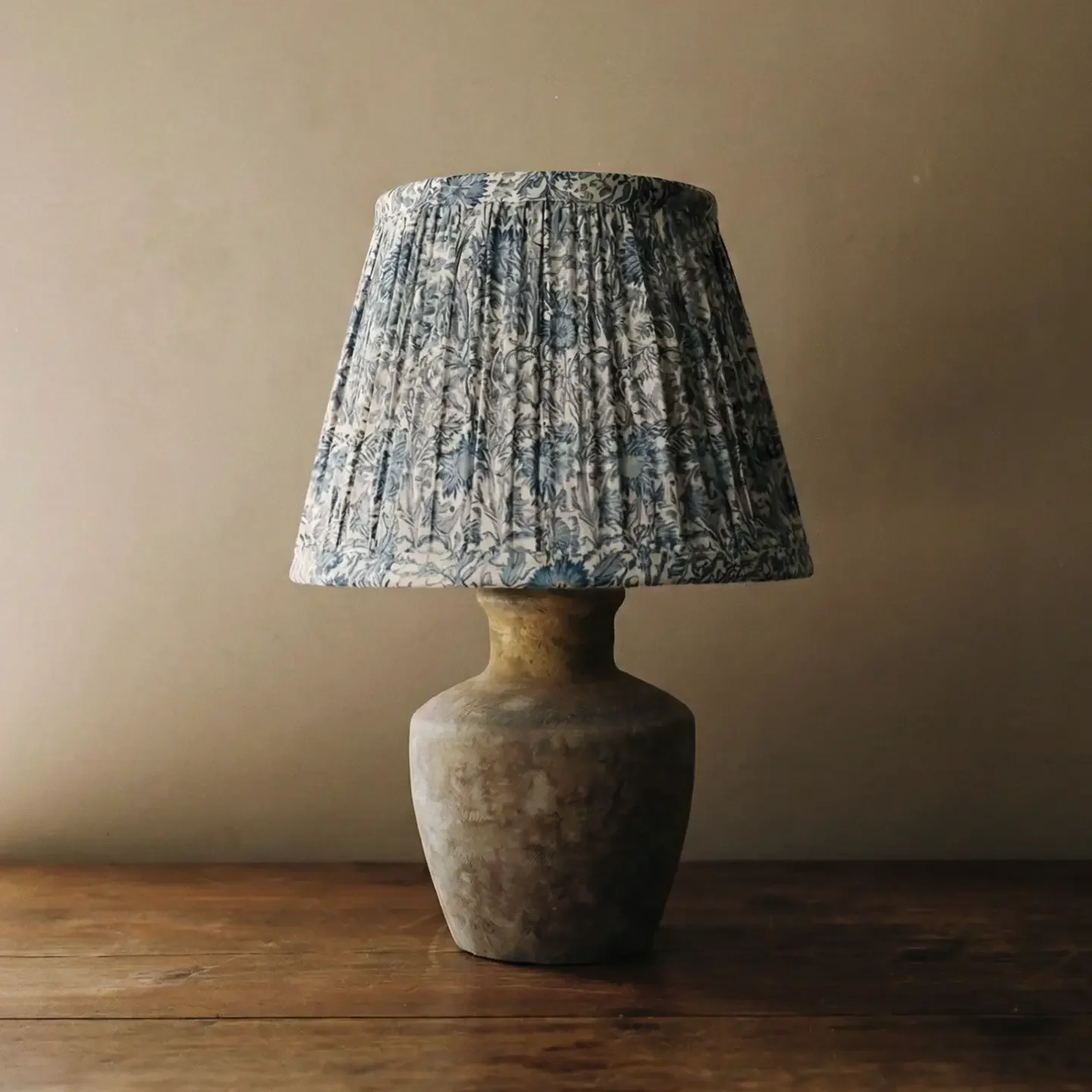 D’oise Table Lamp