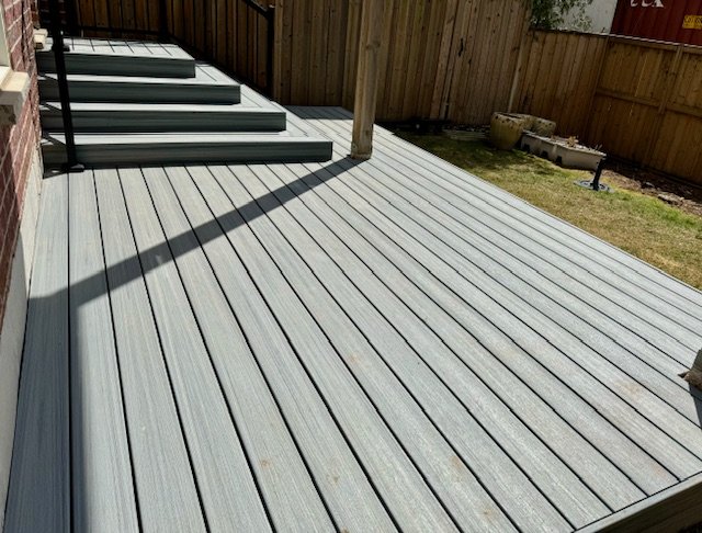 Composite back deck in Burlington Ontario