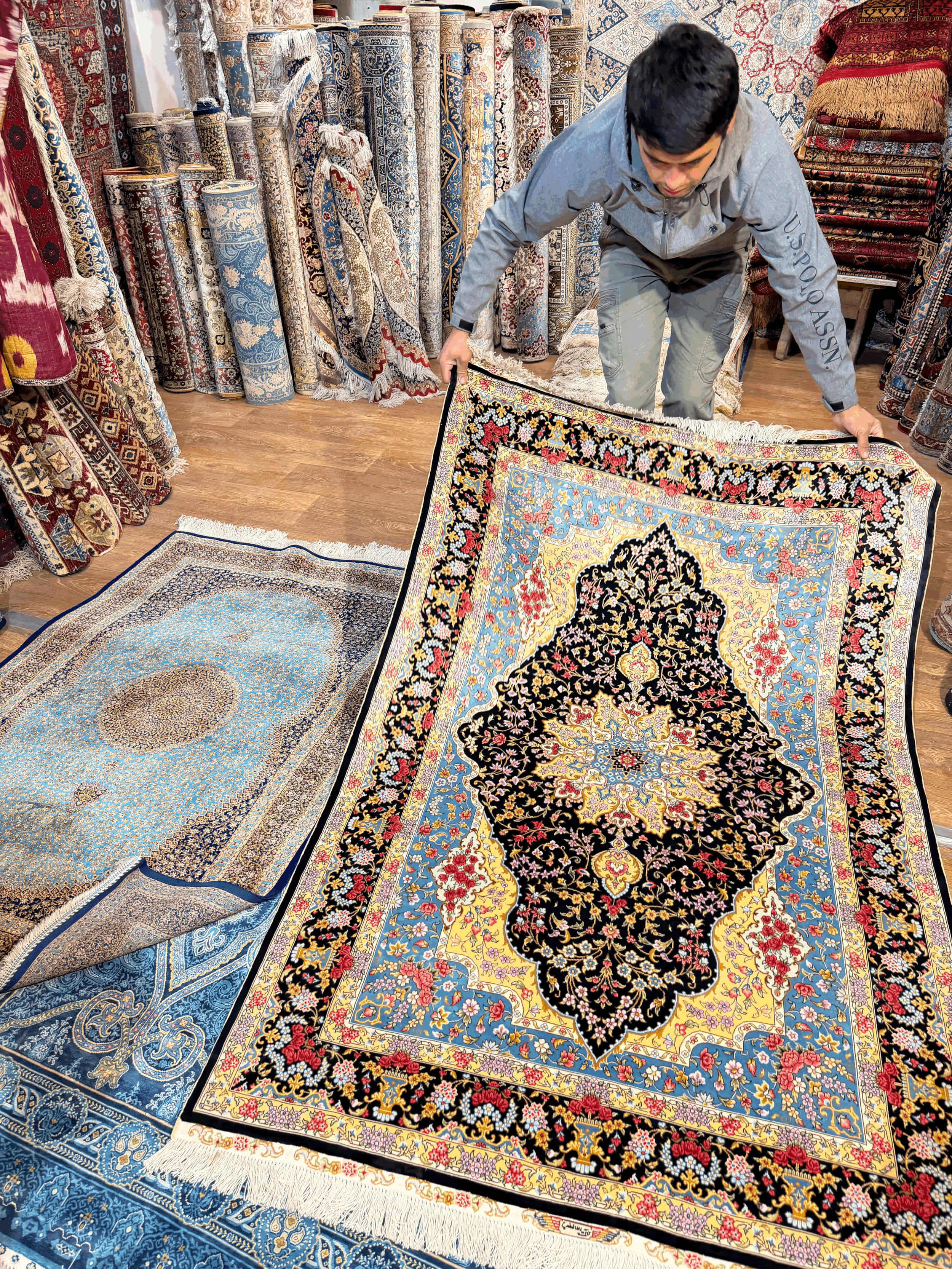 silk and wool carpet shops in bukhara uzbekistan - group tour for small groups