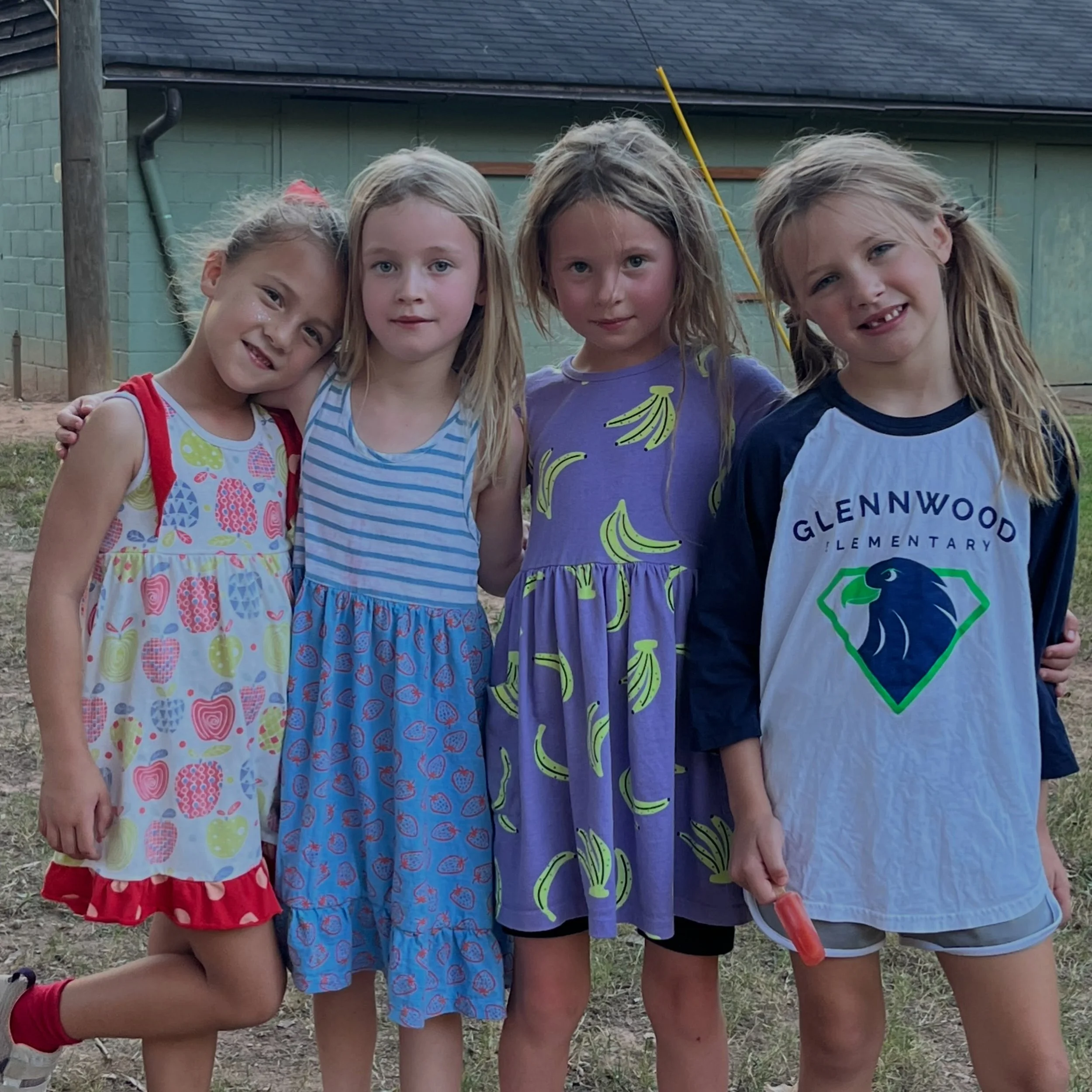We had another fun Glennwood spirit night filled with friends, fun, and of course popsicles! 💚🦅