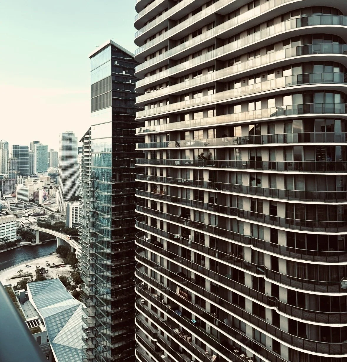 Construction and facade details of a Miami residential building