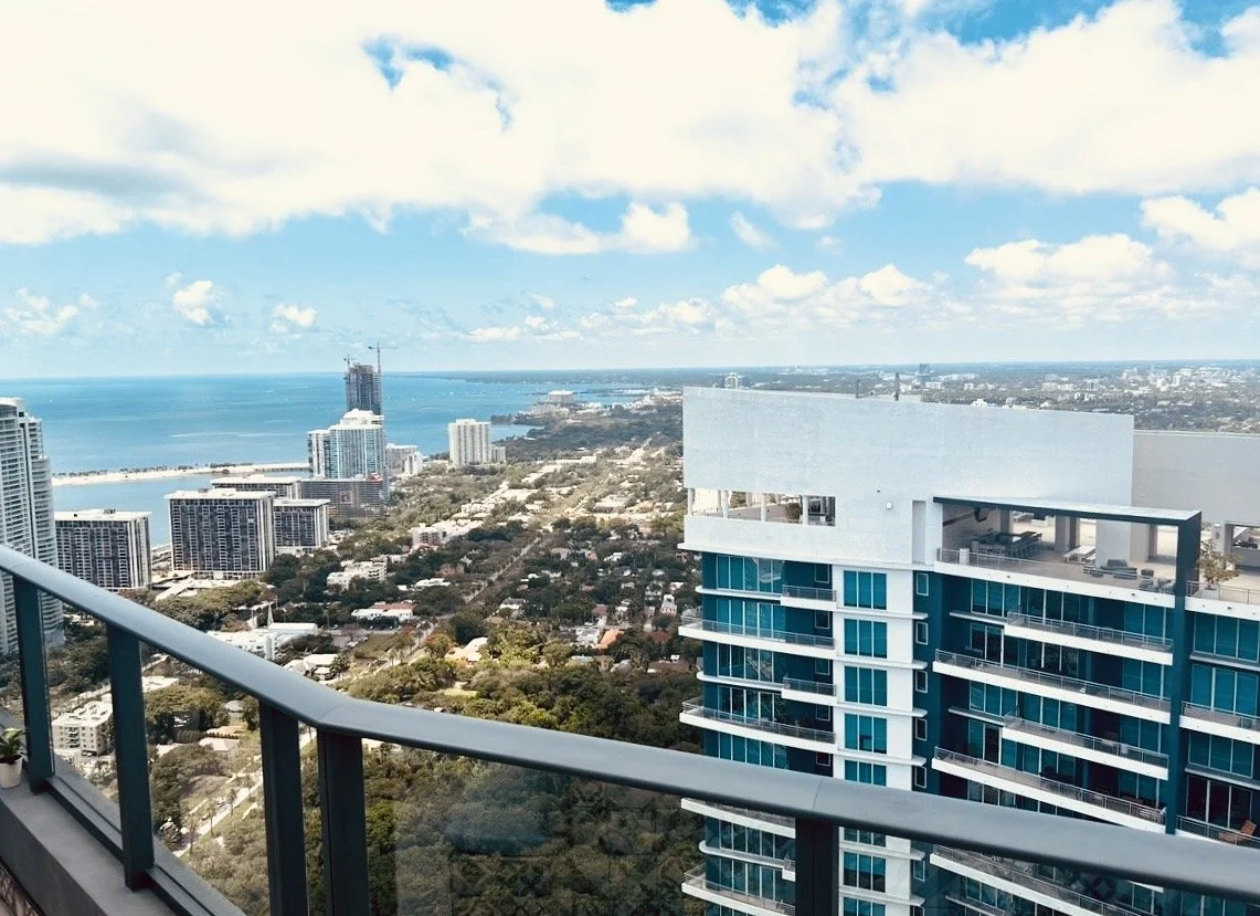 Brickell Miami Views by Mustapha Bouzid Reede