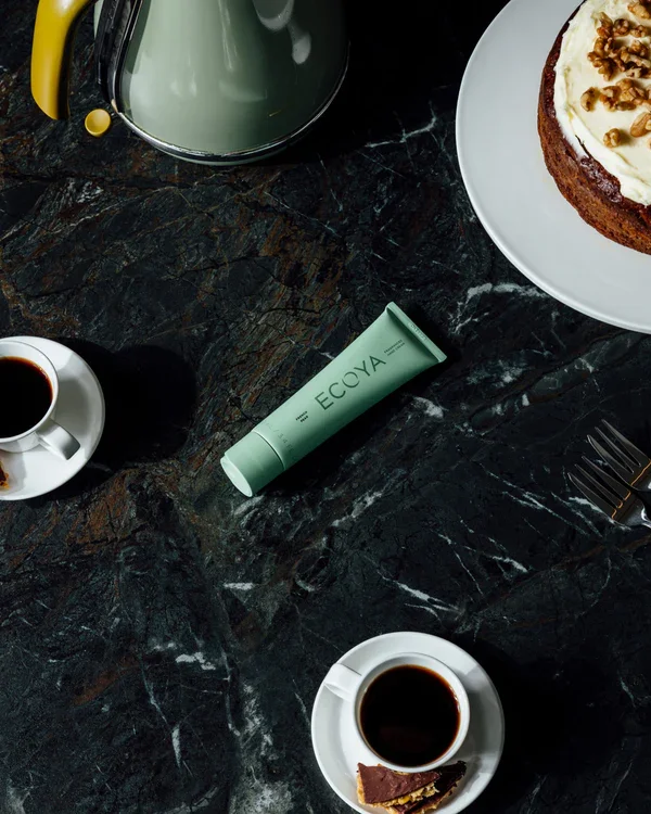 lifestlye-fp-hand-cream-1-2048x2560.webp