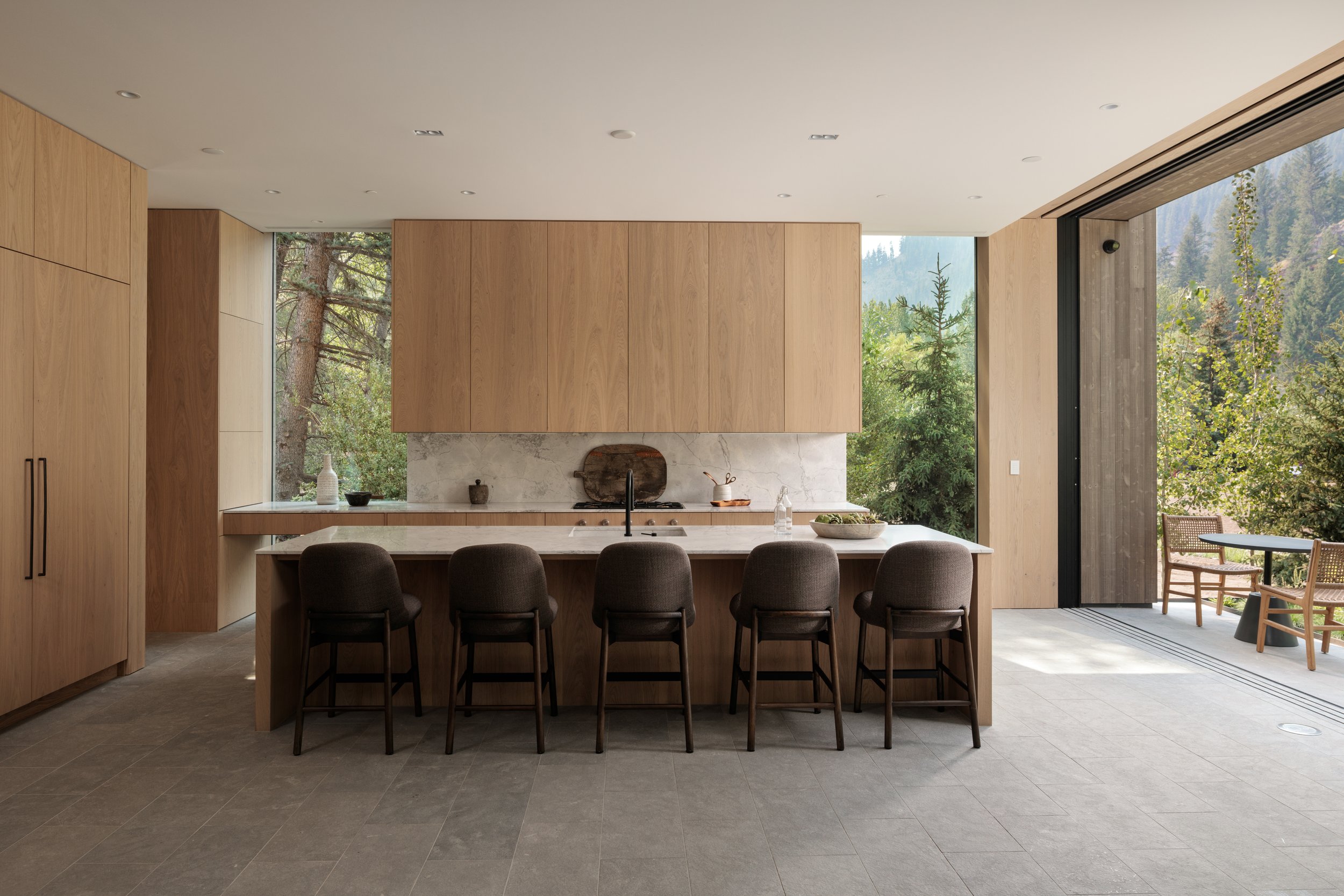 Kitchen Straight On.jpg