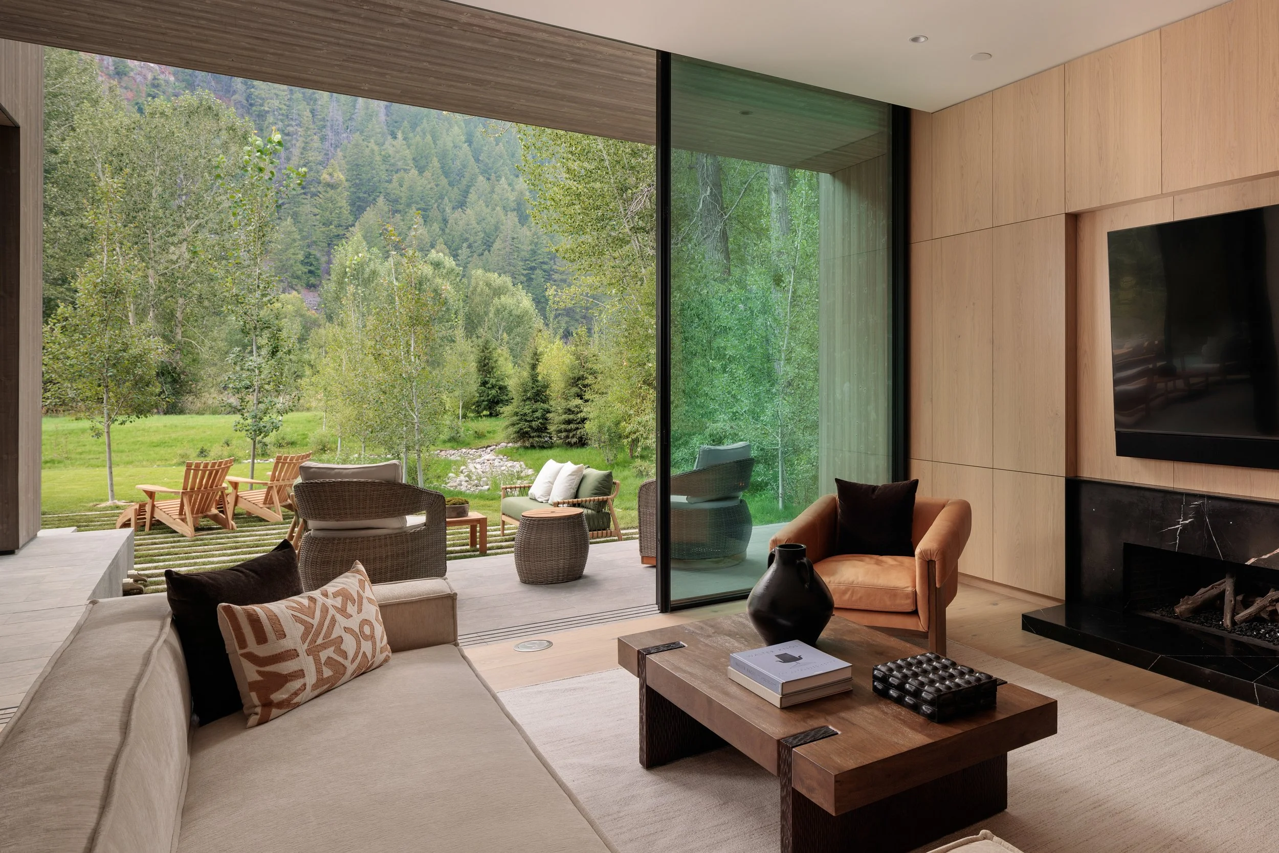 Family Room 2.jpg