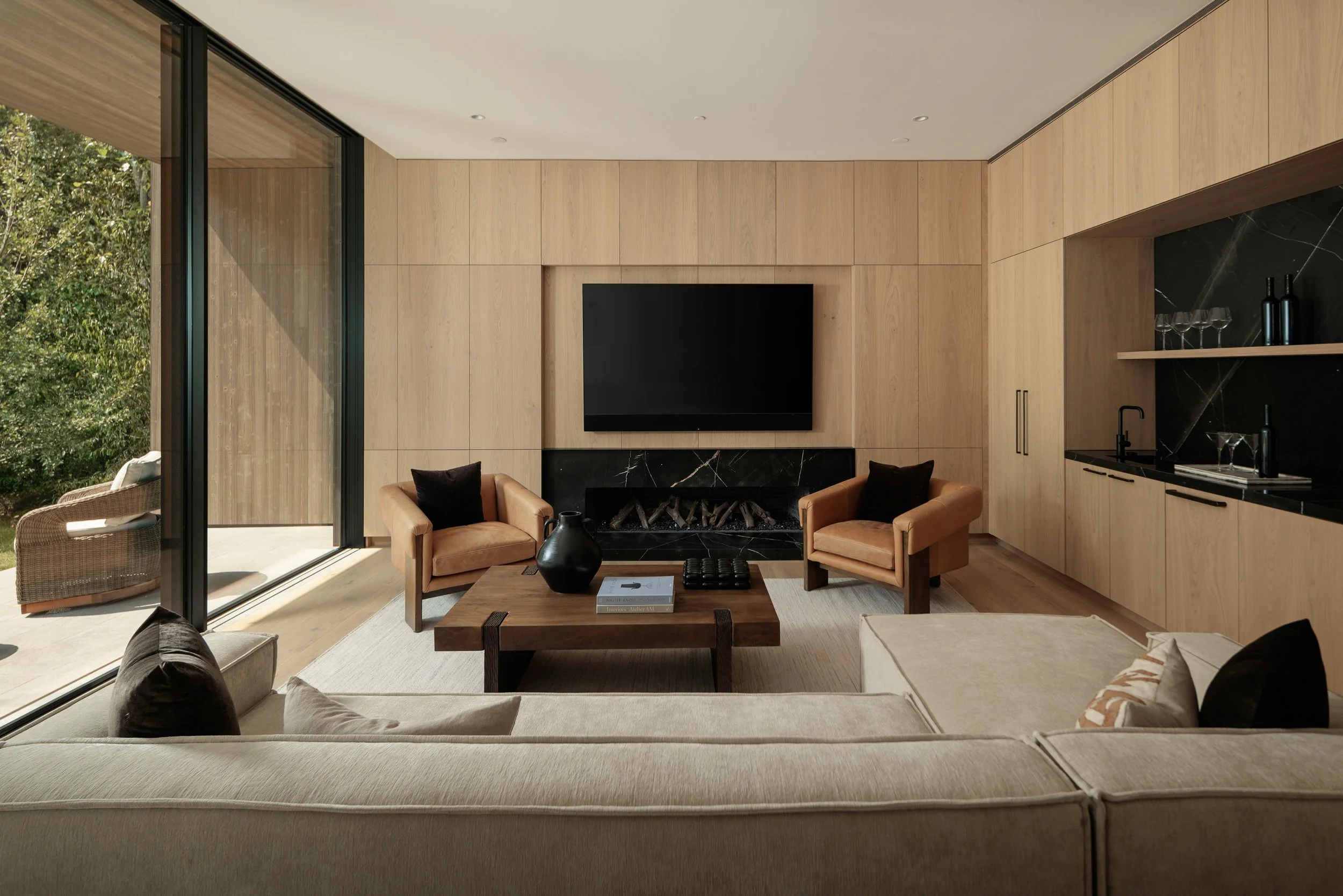 Family Room 1.jpg