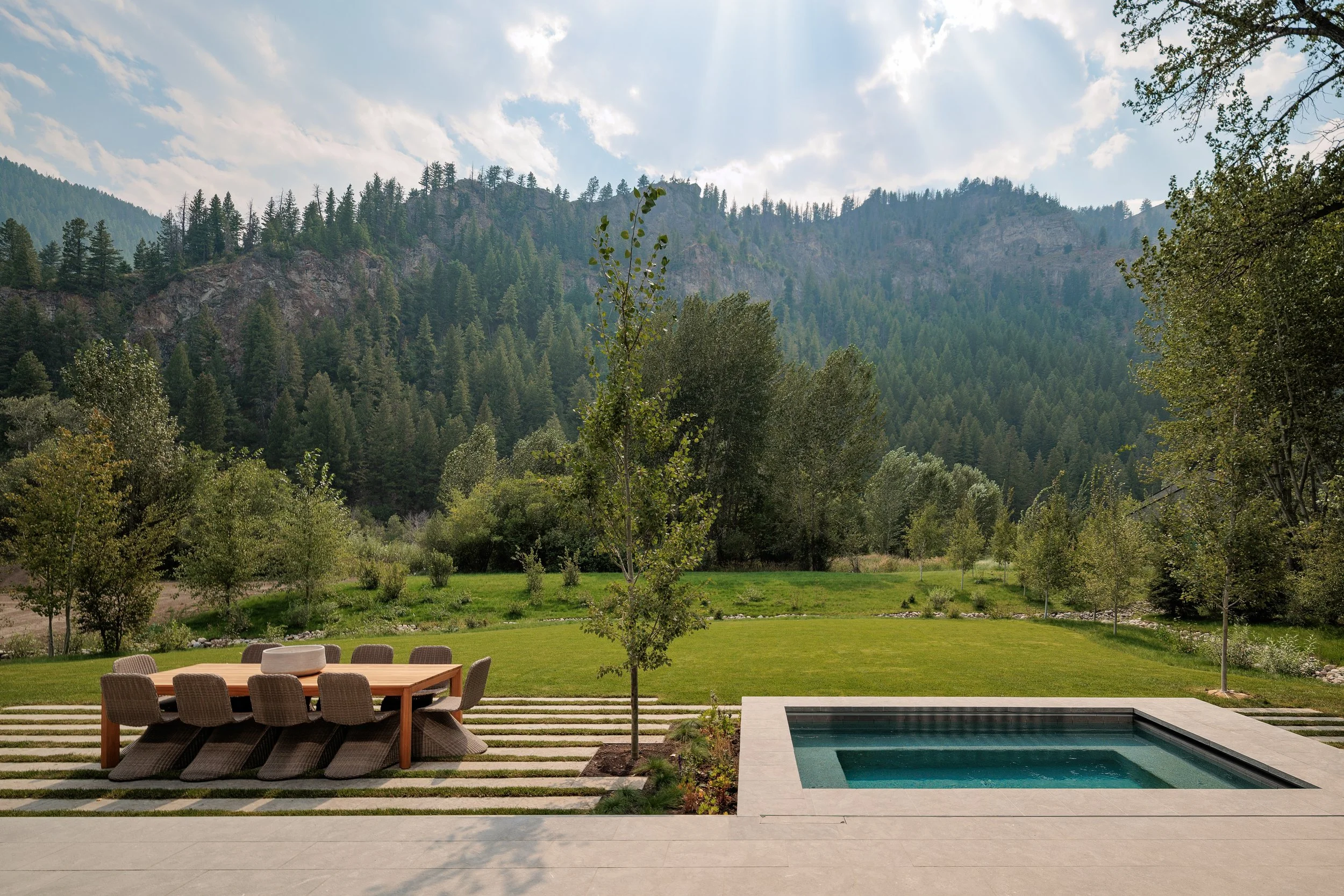 Backyard Cliff Views.jpg