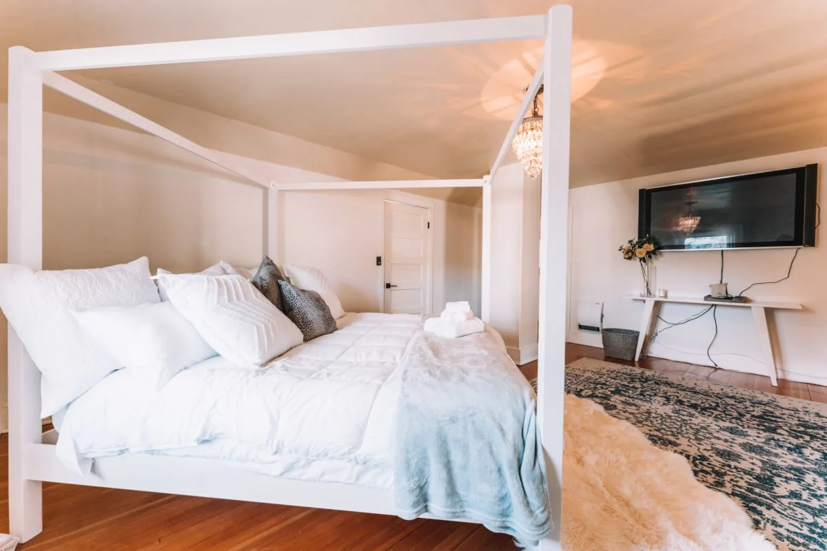 Master bedroom, room 5