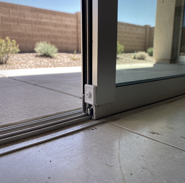 slider door track ends with scorpion-sized gaps
