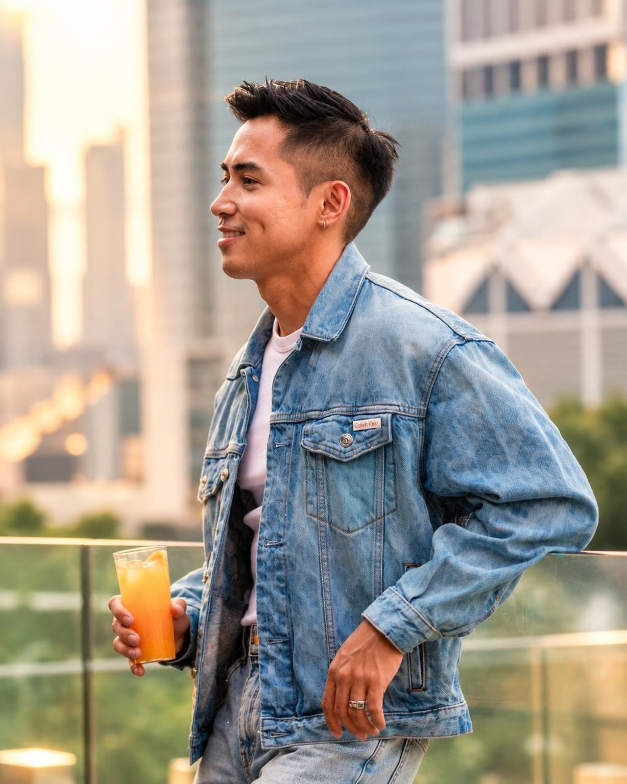 Your afternoon, poured over ice.
Drop by Xava Skybar for a cocktail, stay for the view, and see where the evening takes you.

Reservations via the link in bio.