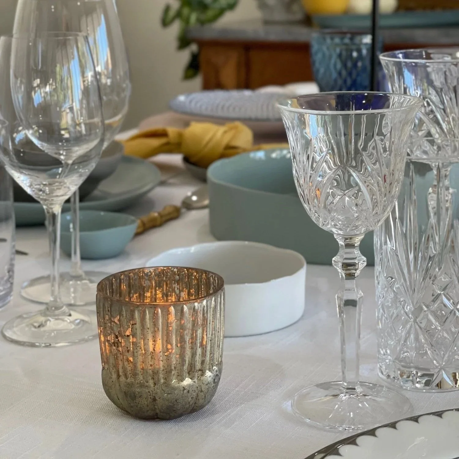 candle-holder-smoked-ribbed-02.jpg