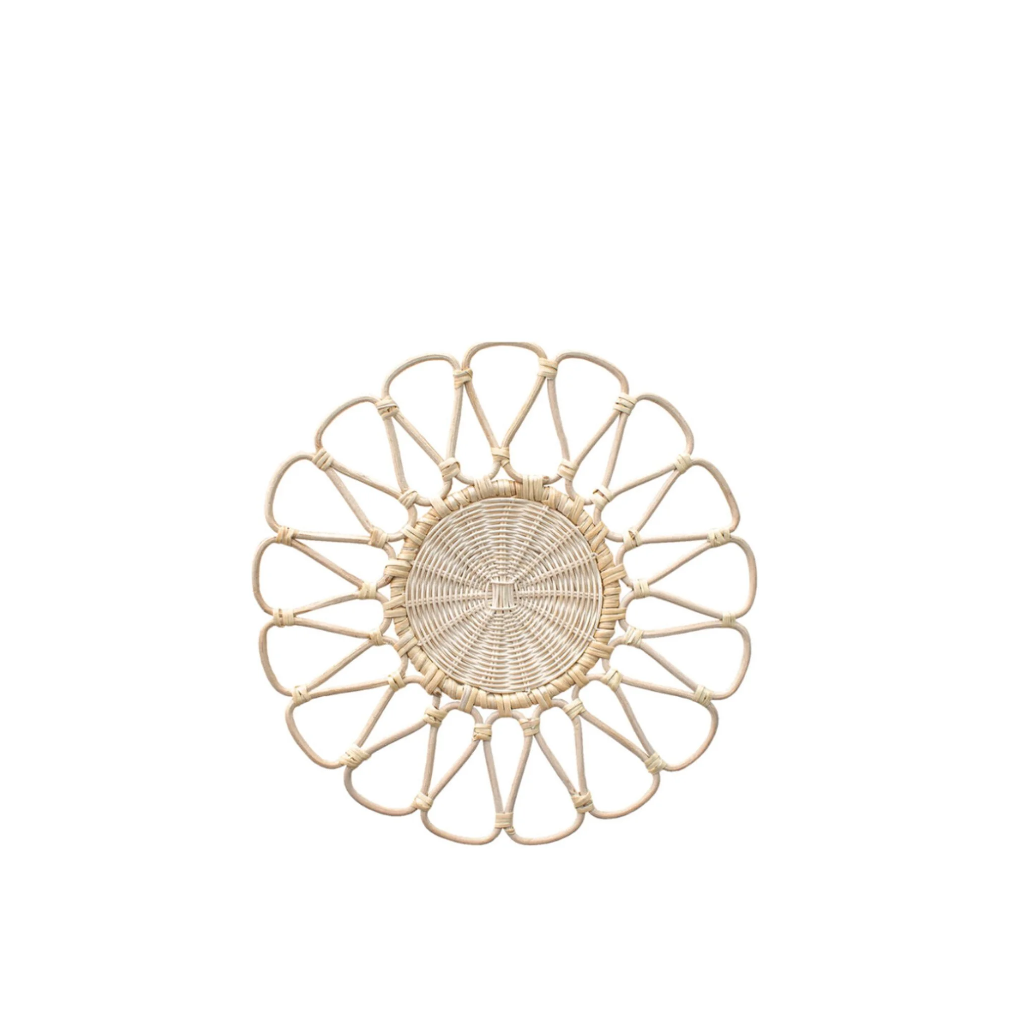 placemat-rattan-petal-01.jpg