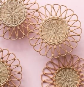 placemat-rattan-petal-02.jpg