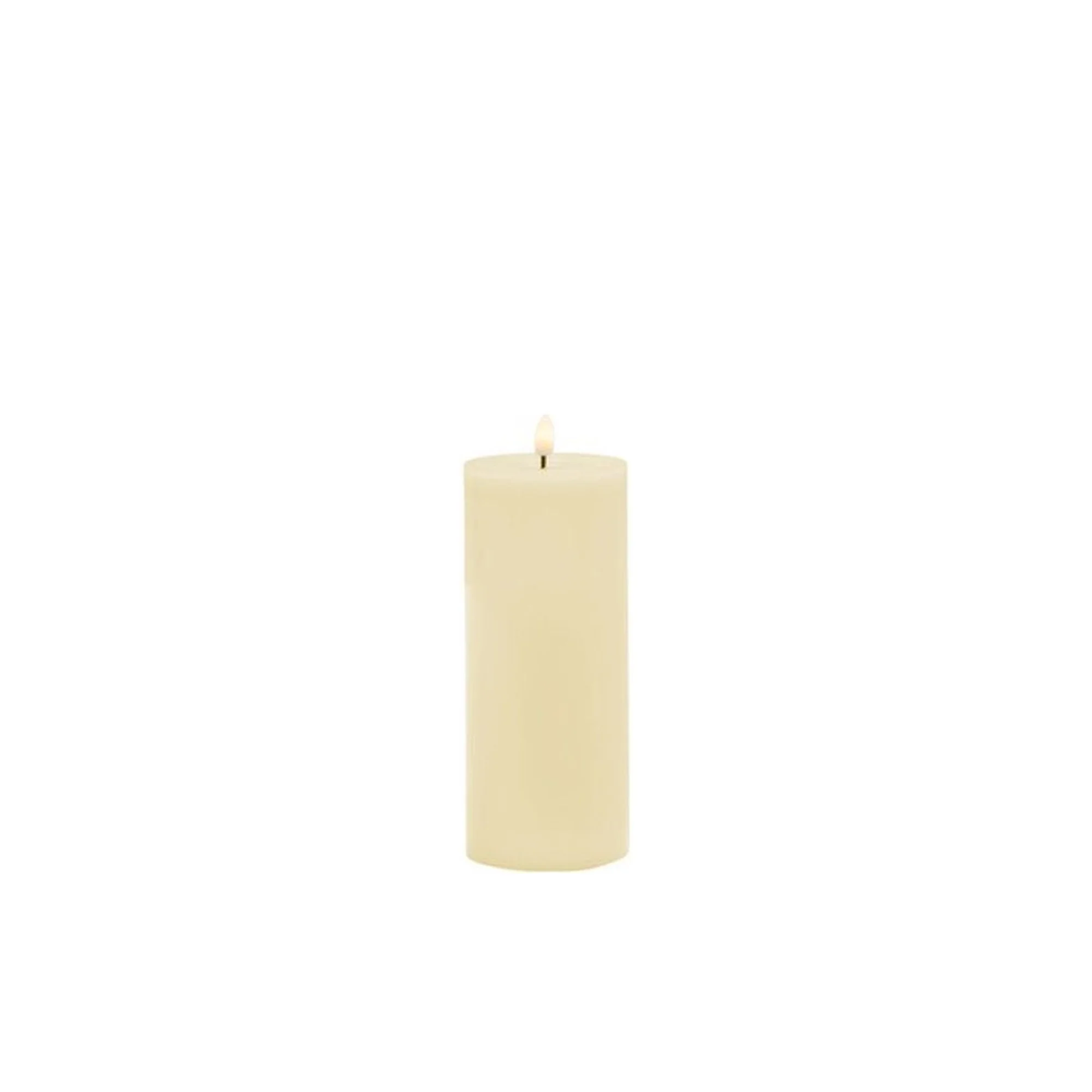 led-pillar-candle-01.jpg