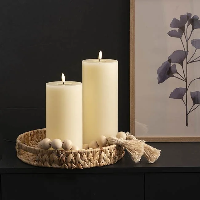 led-pillar-candle-02.jpg