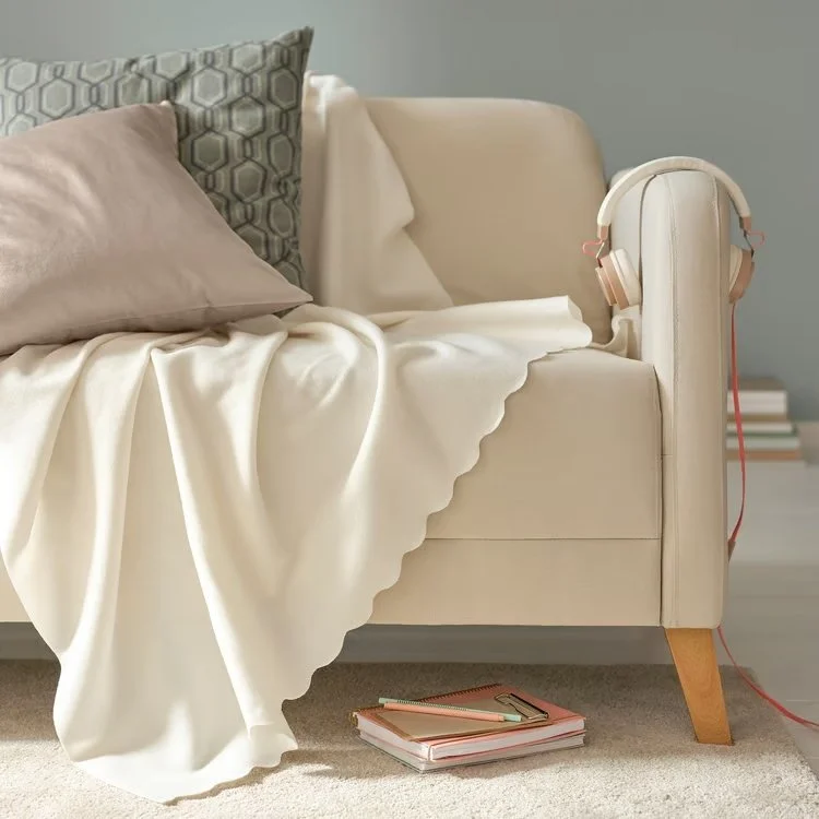 throw-cream-04.jpg