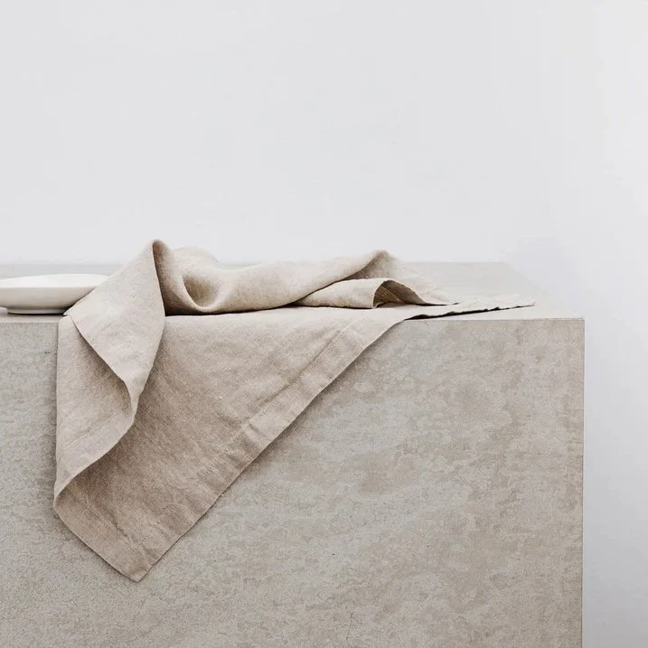 belgian-linen-napkin-dark-02.jpg