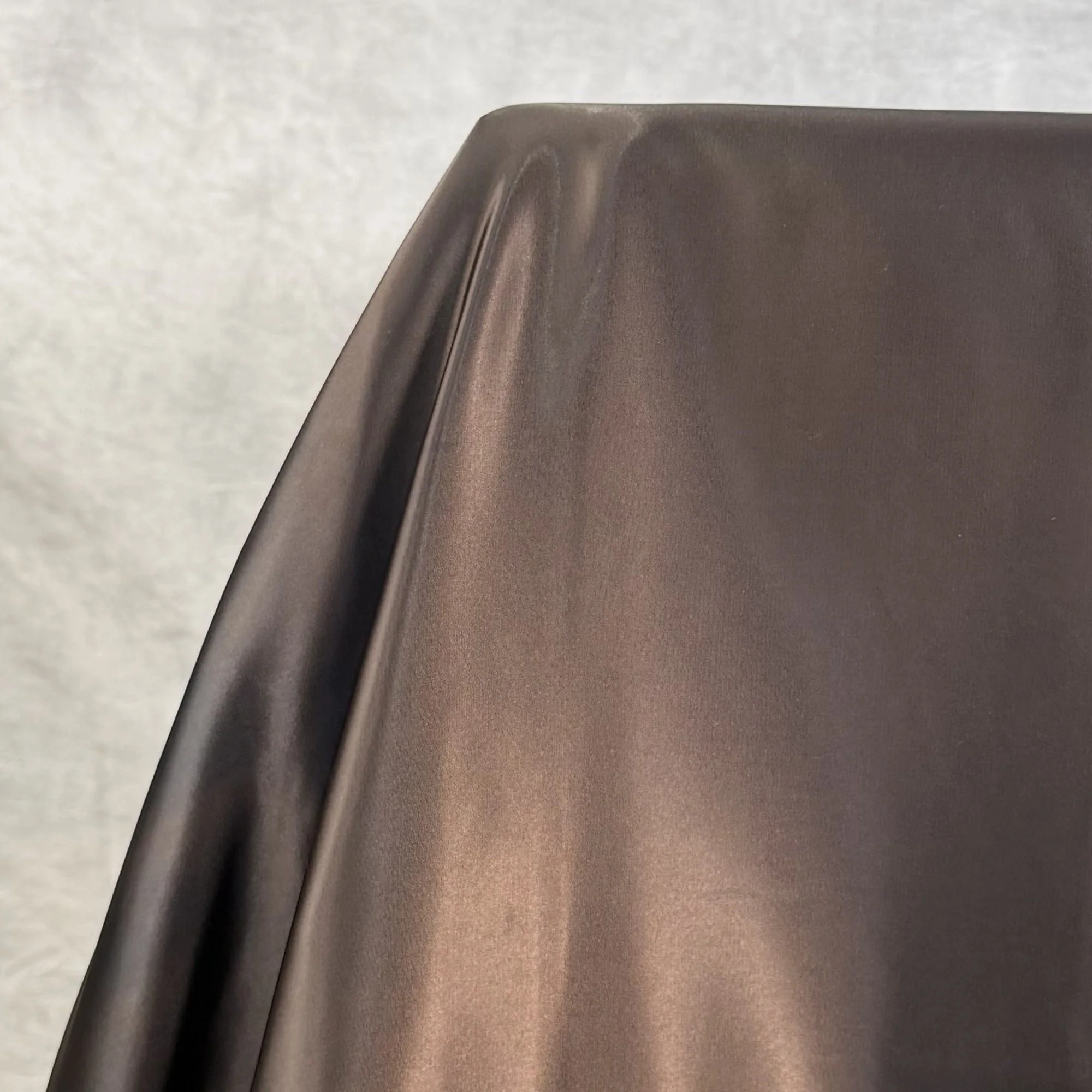 chocolate-satin-tablecloth-01.jpg