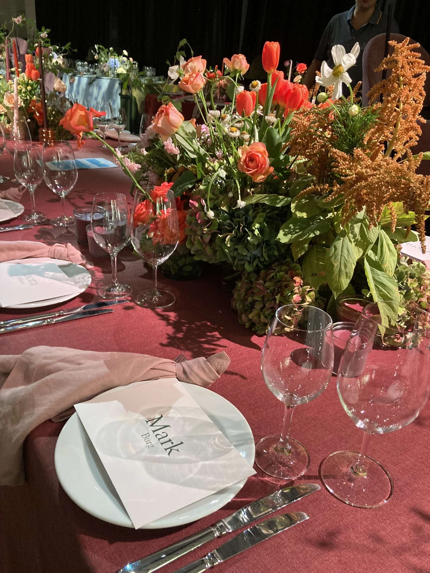claret-linen-mix-tablecloth-03.jpg