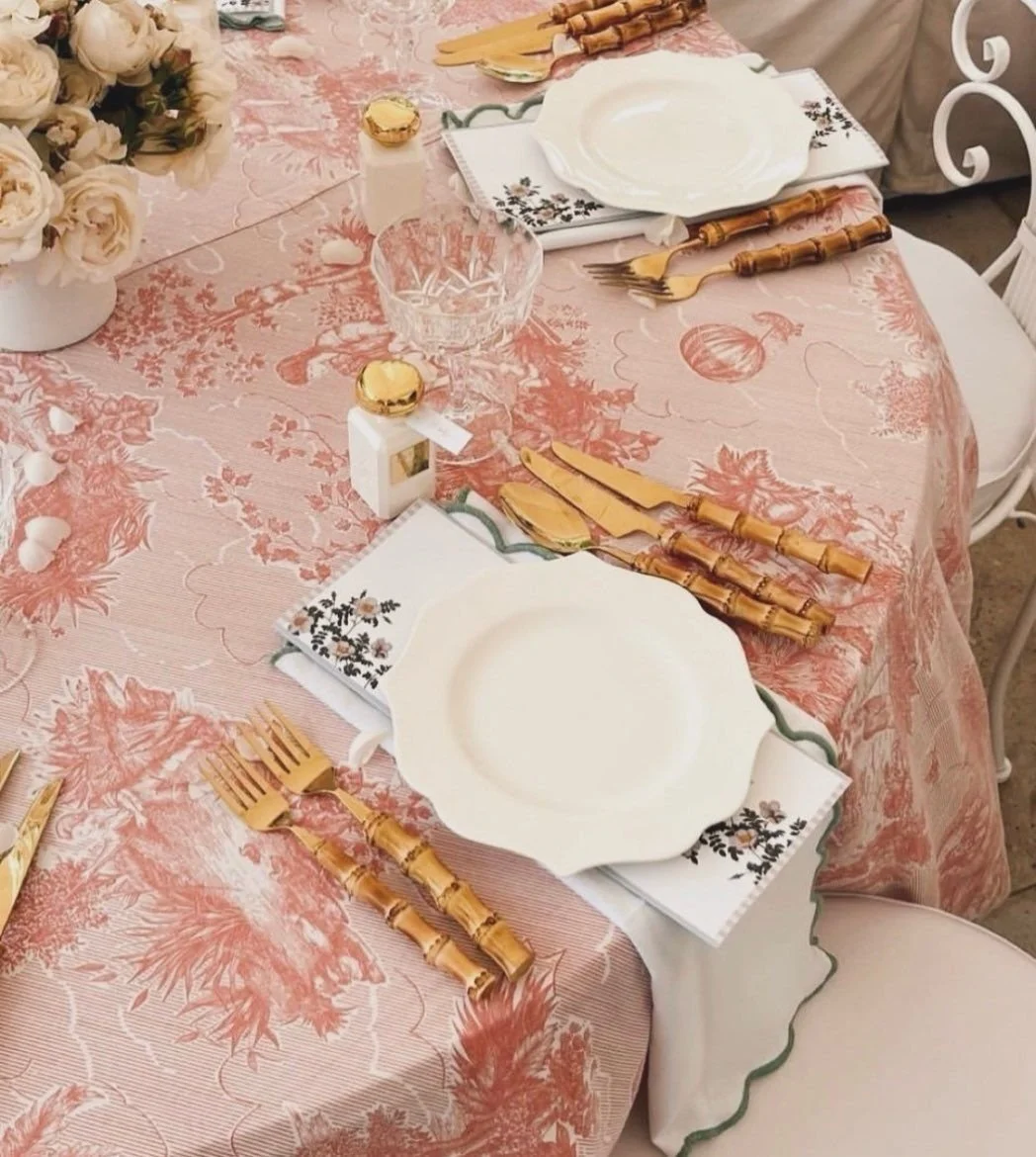 coral-chinoiserie-cotton-tablecloth-02.jpg