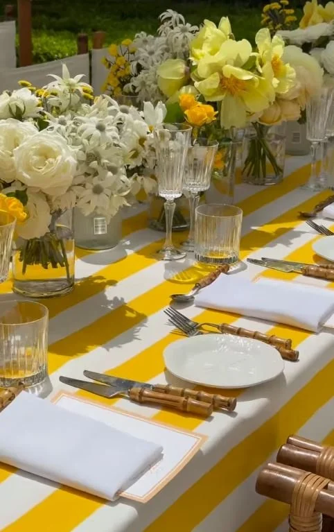 yellow-and-white-stripes-tablecloth-04.jpg
