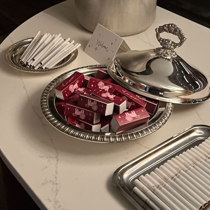 silver-serving-cloche-round-02.jpg
