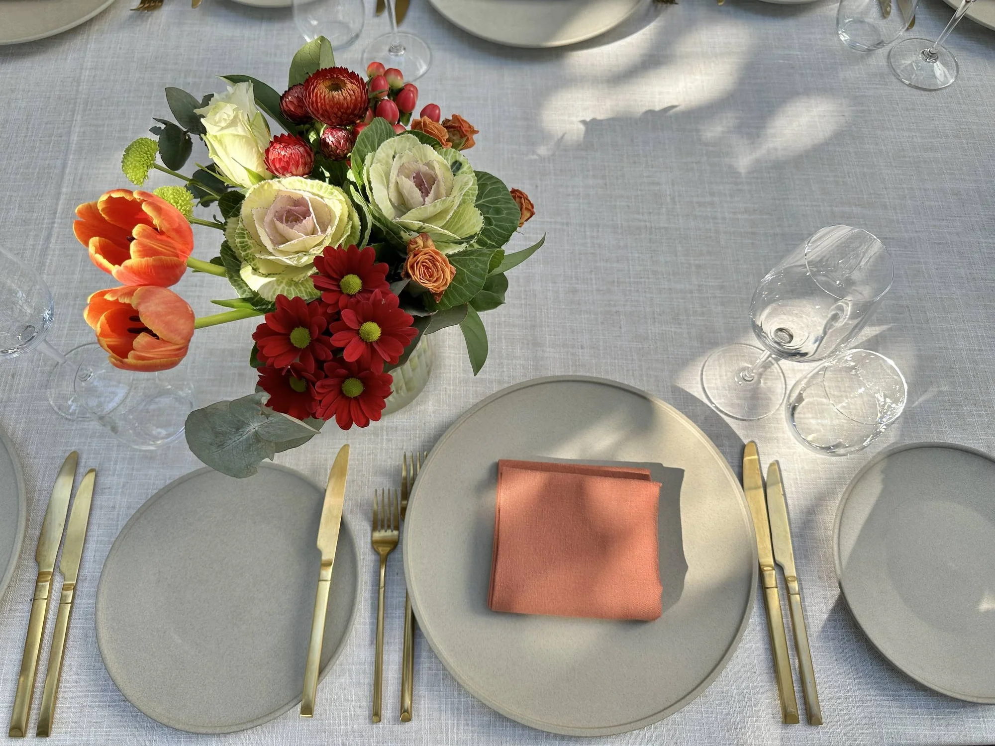 stoneware-entree-plate-02.jpg
