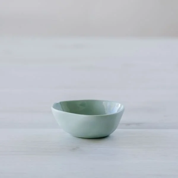 flax-pinch-pot-duck-egg-blue-02.jpg