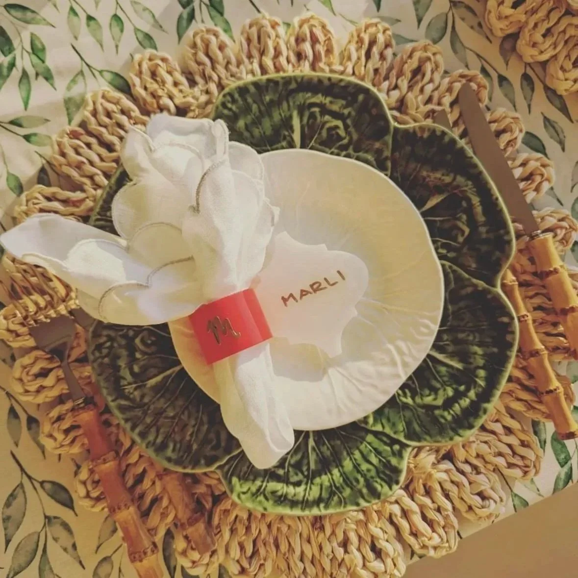cabbage-leaf-white-side-plate-03.jpg