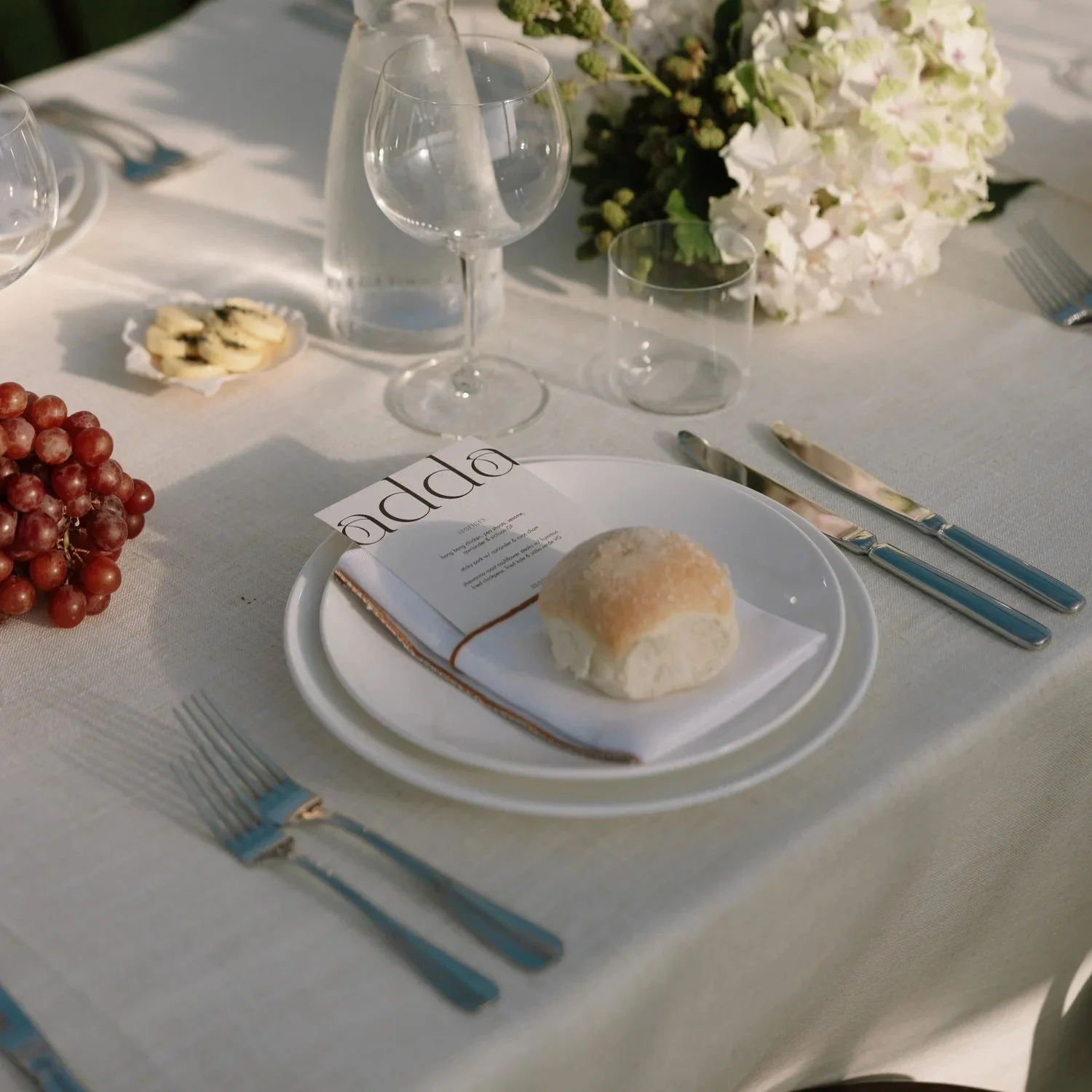 ascot-royal-bone-rimless-entree-dessert-plate-02.jpg