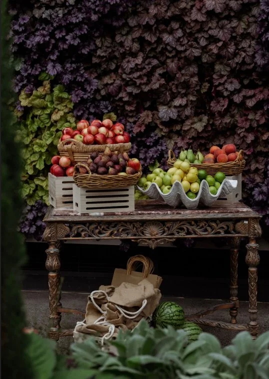 antique-console-table-2-with-red-and-white-marble-top-02.jpg