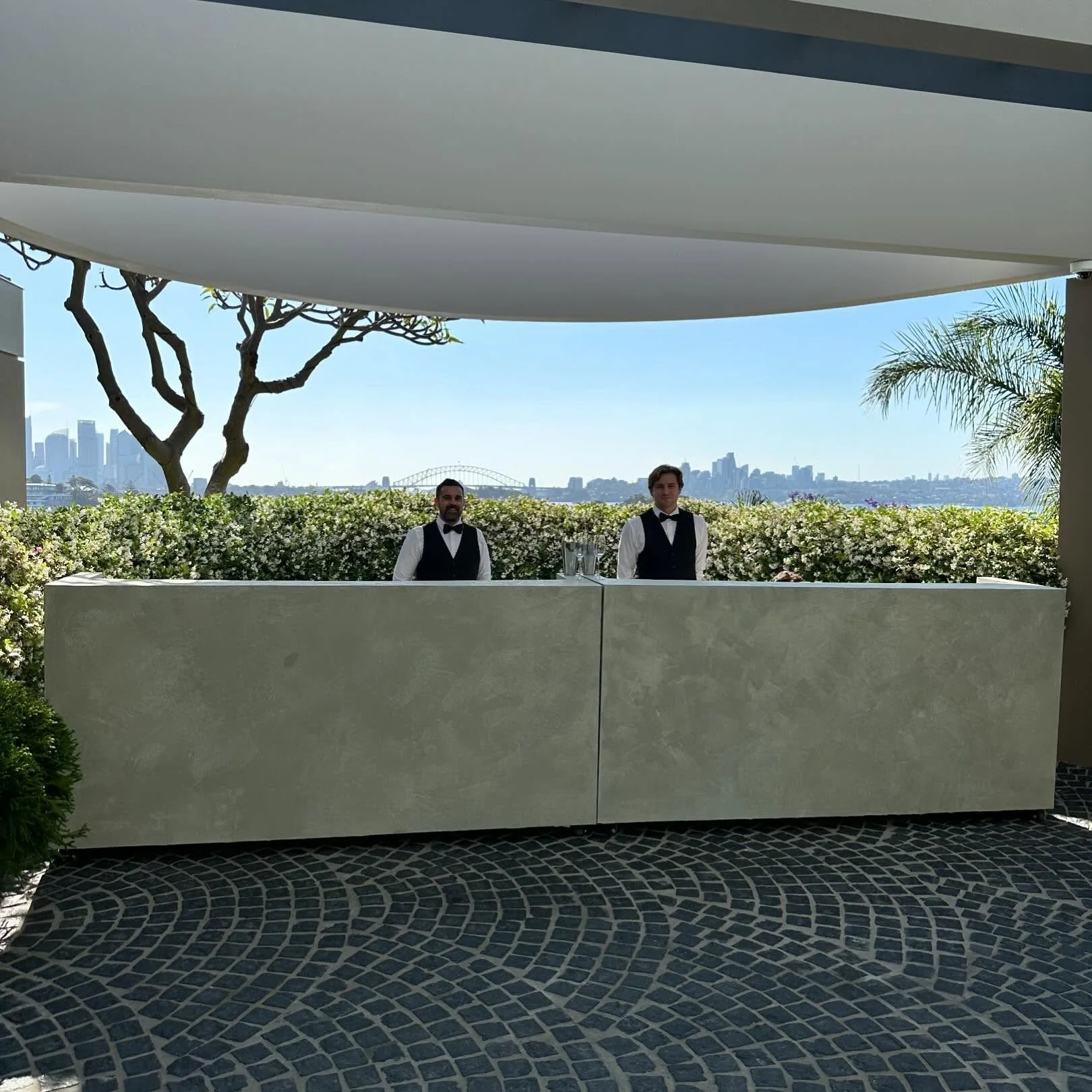 concrete-bar-05.jpg