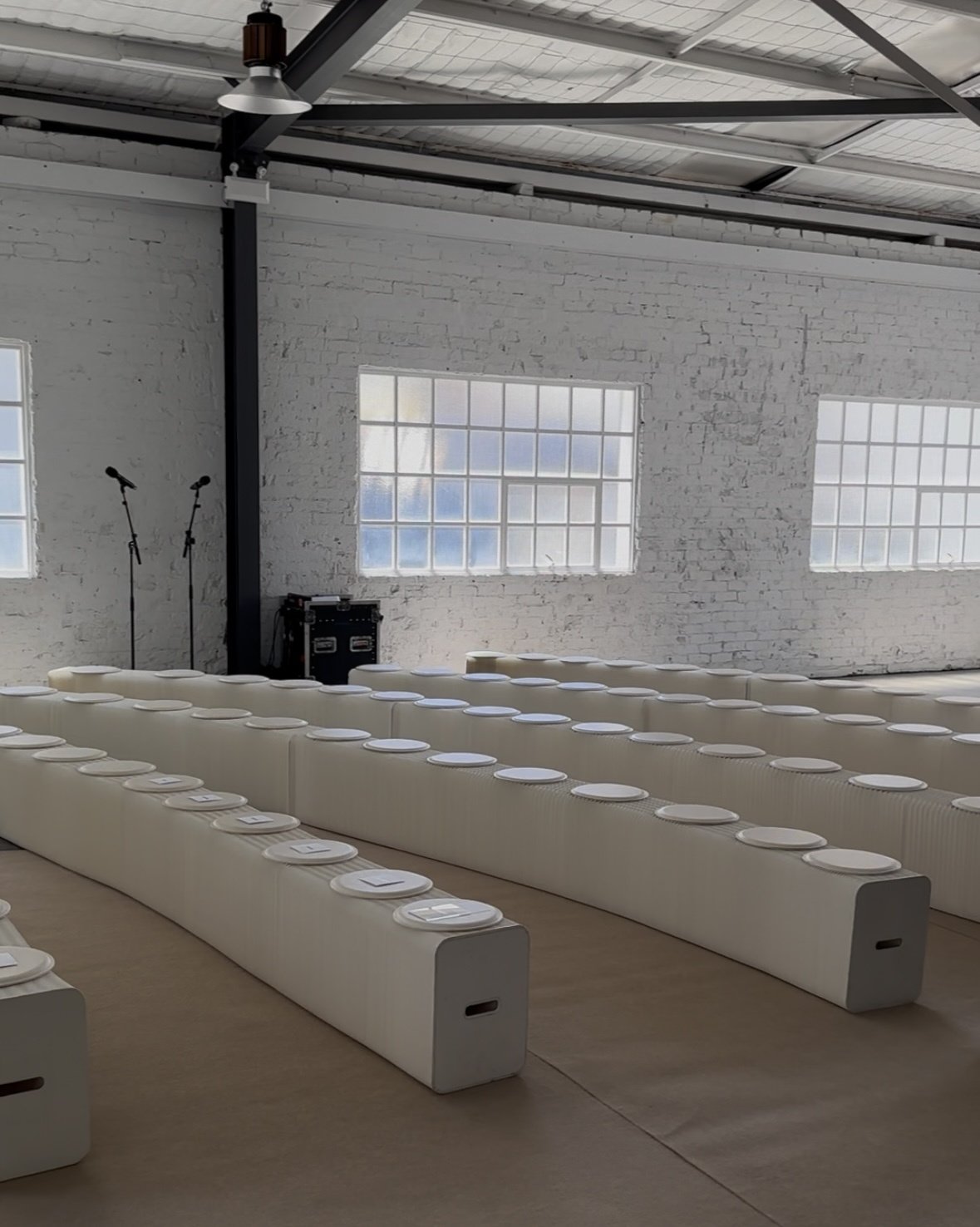 melodeon-bench-white-04.jpg
