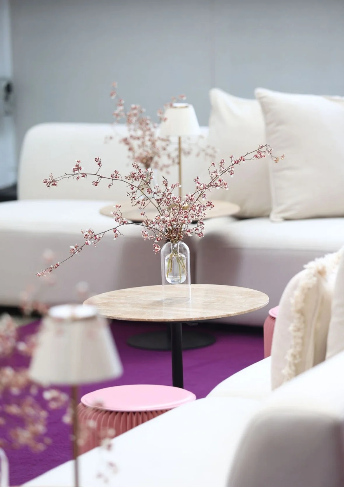 chloe-lounge-natural-banquette-05.jpg