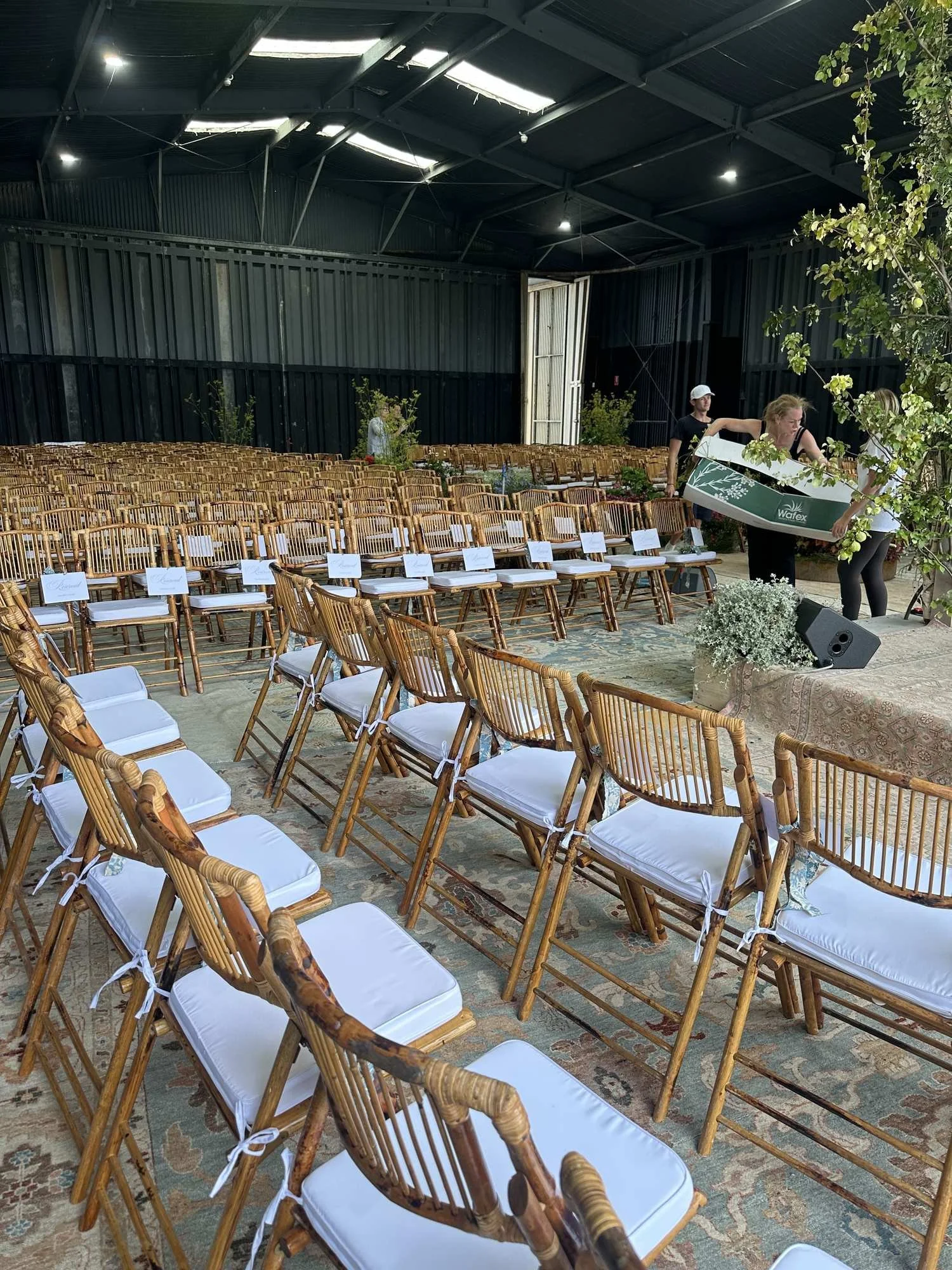 bamboo-folding-chair-natural-03.jpg