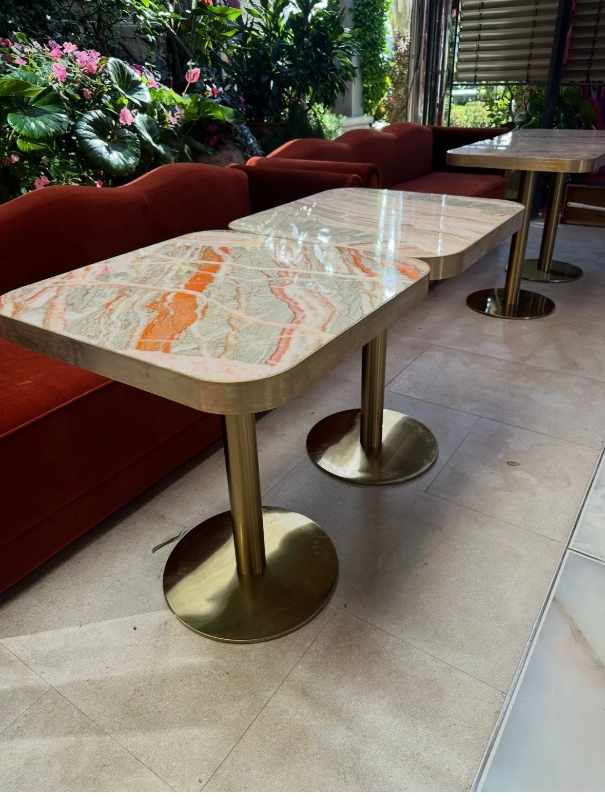 etoile-coral-onyx-marble-top-cafe-table-02.jpg