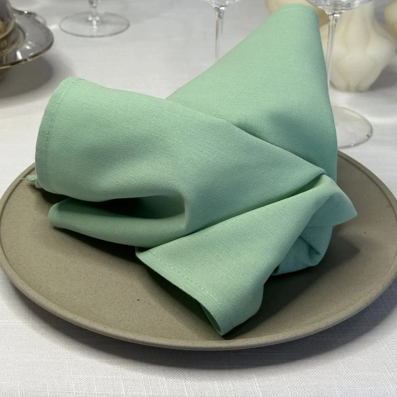 peppermint-caress-napkin-01.jpg