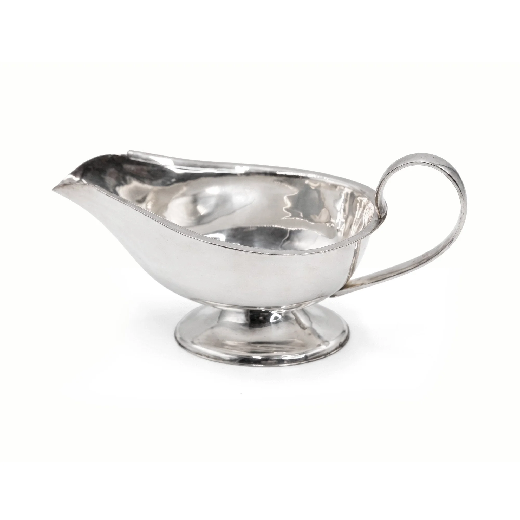 silver-gravy-boat-02.jpg