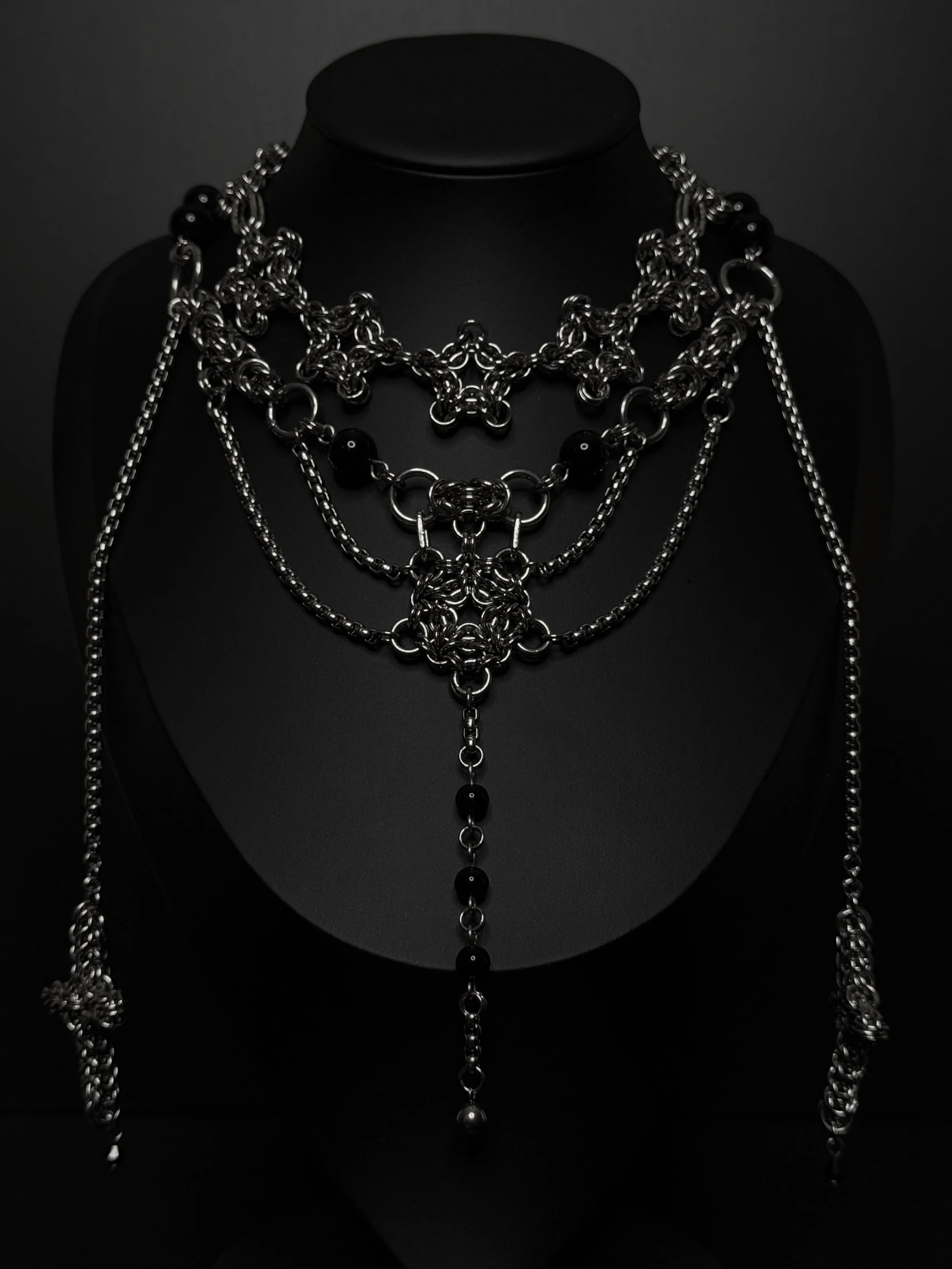 Double Crossed Flower Chain