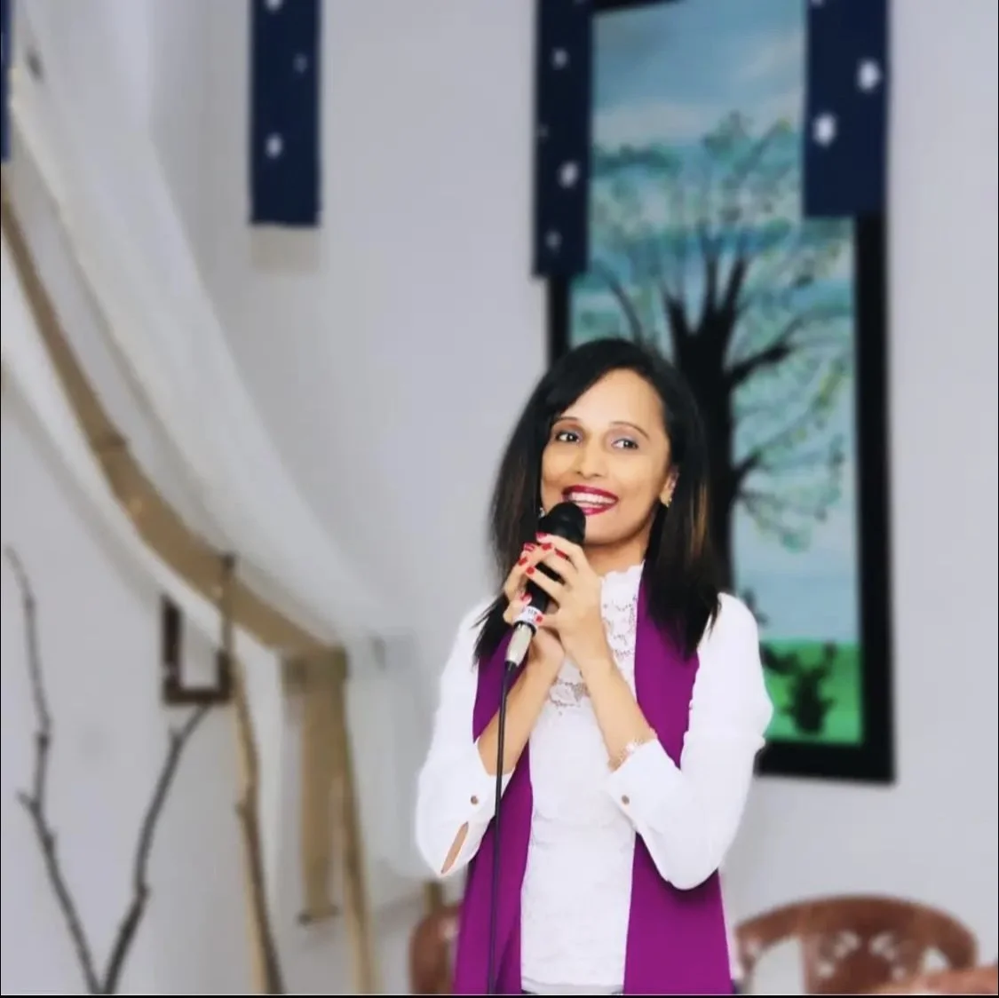 Nadhisha Mendis from Sri Lanka at a women in leadership event speaking about the women leaders alliance online community portal.