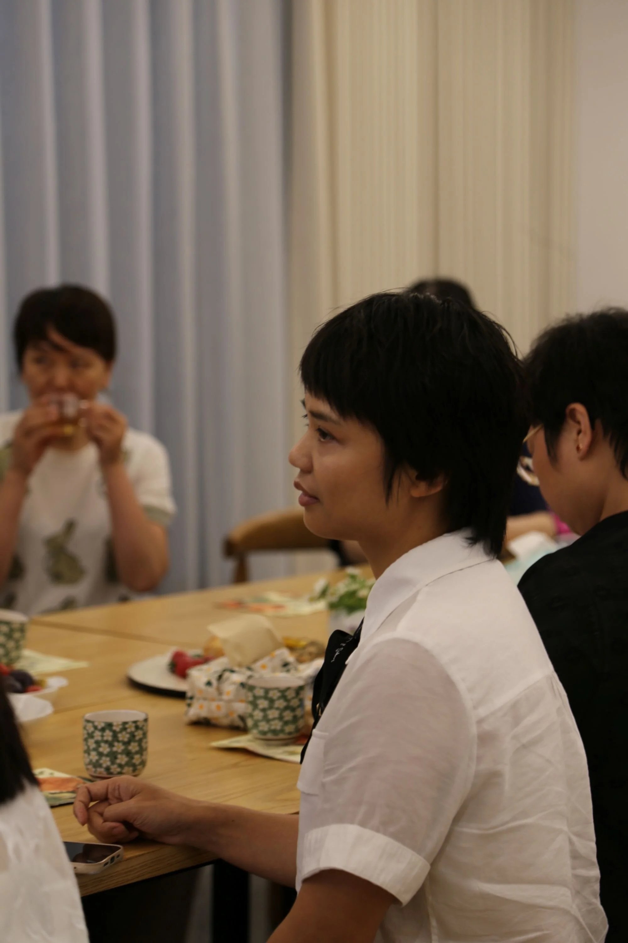 Women leaders in China gathering to learn new leadership skills.