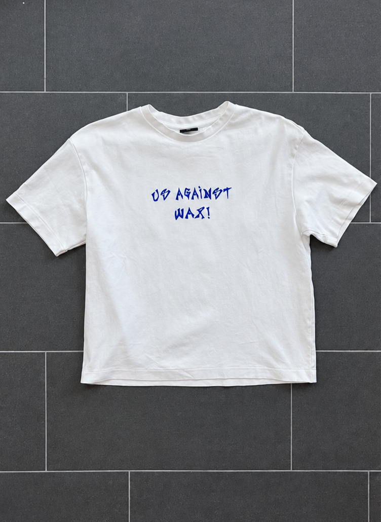 tshirt_vorne_gleichmaessige_belichtung.png