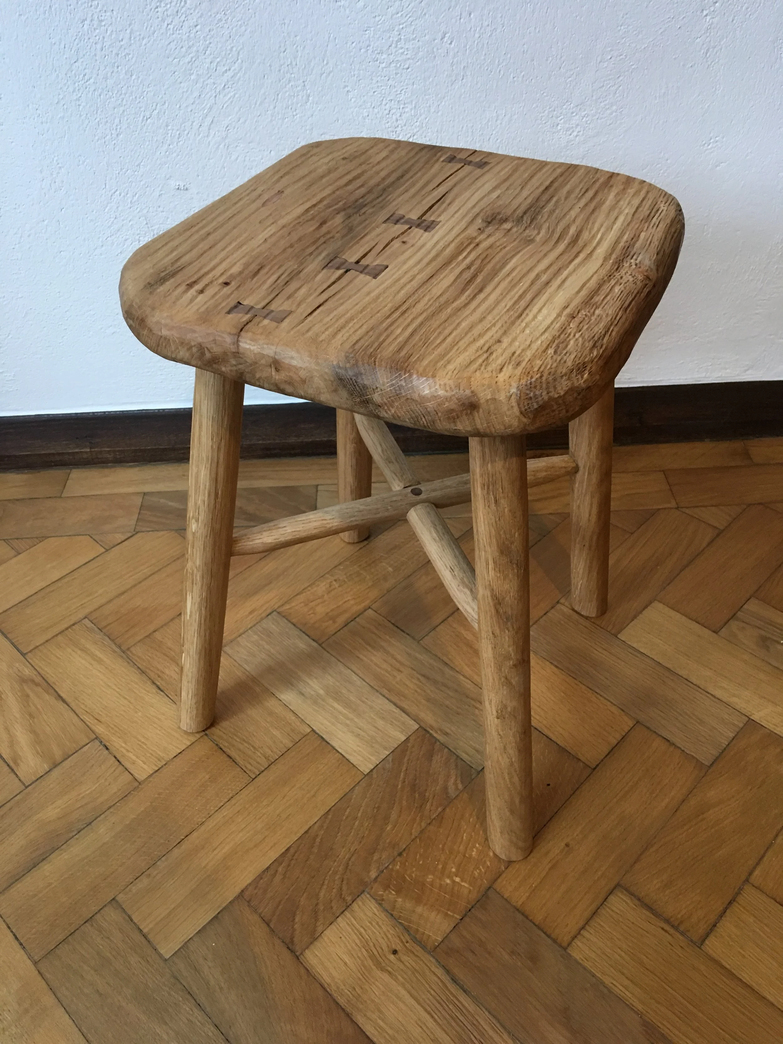 Side Table - Small Oak coffee table with carved textured top